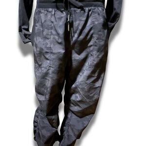 Women’s Black Camo Drawstring Jogger Pants